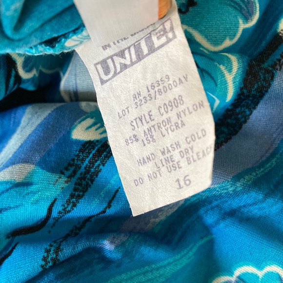 Blue Floral One Piece Bathing Suit w Keyhole Back - Picture 11 of 12